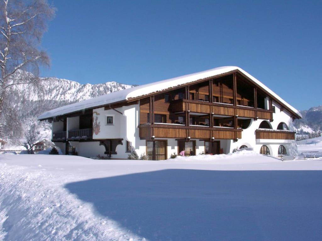Landhaus Schnoeller Tannheim Luaran gambar